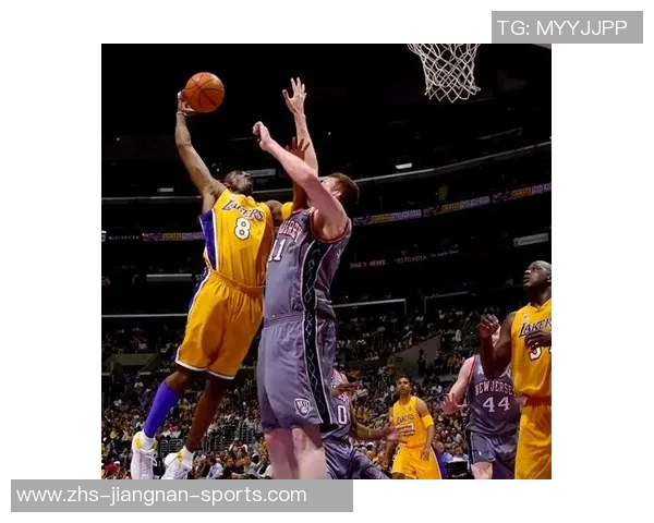 科比在湖人与开拓者对决中的传奇时刻与经典瞬间回顾